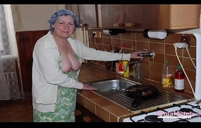 OmaHoteL Serendipitous Granny Pictures Compilation