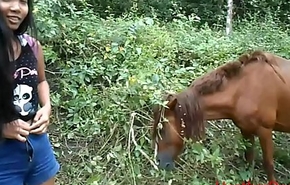 HD peeing next to bestride nearby jungle
