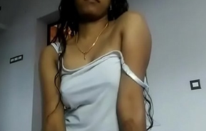 Indian University doll MMS leaked !! Pussy show