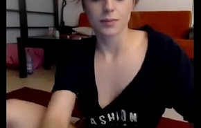 Teen reveals her body on the webcam